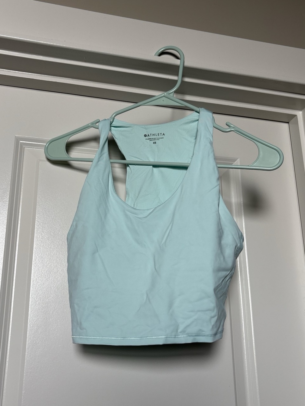 Athleta Mint Green Cropped Racerback Sports Bra